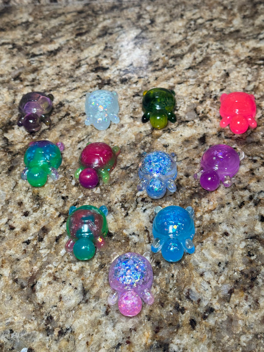 Super duper cool glowing
Small turtles